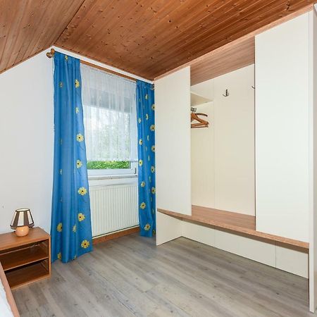 Haus Hafeneck Mit Fruehstuecksoption Apartment Bensersiel Exterior photo
