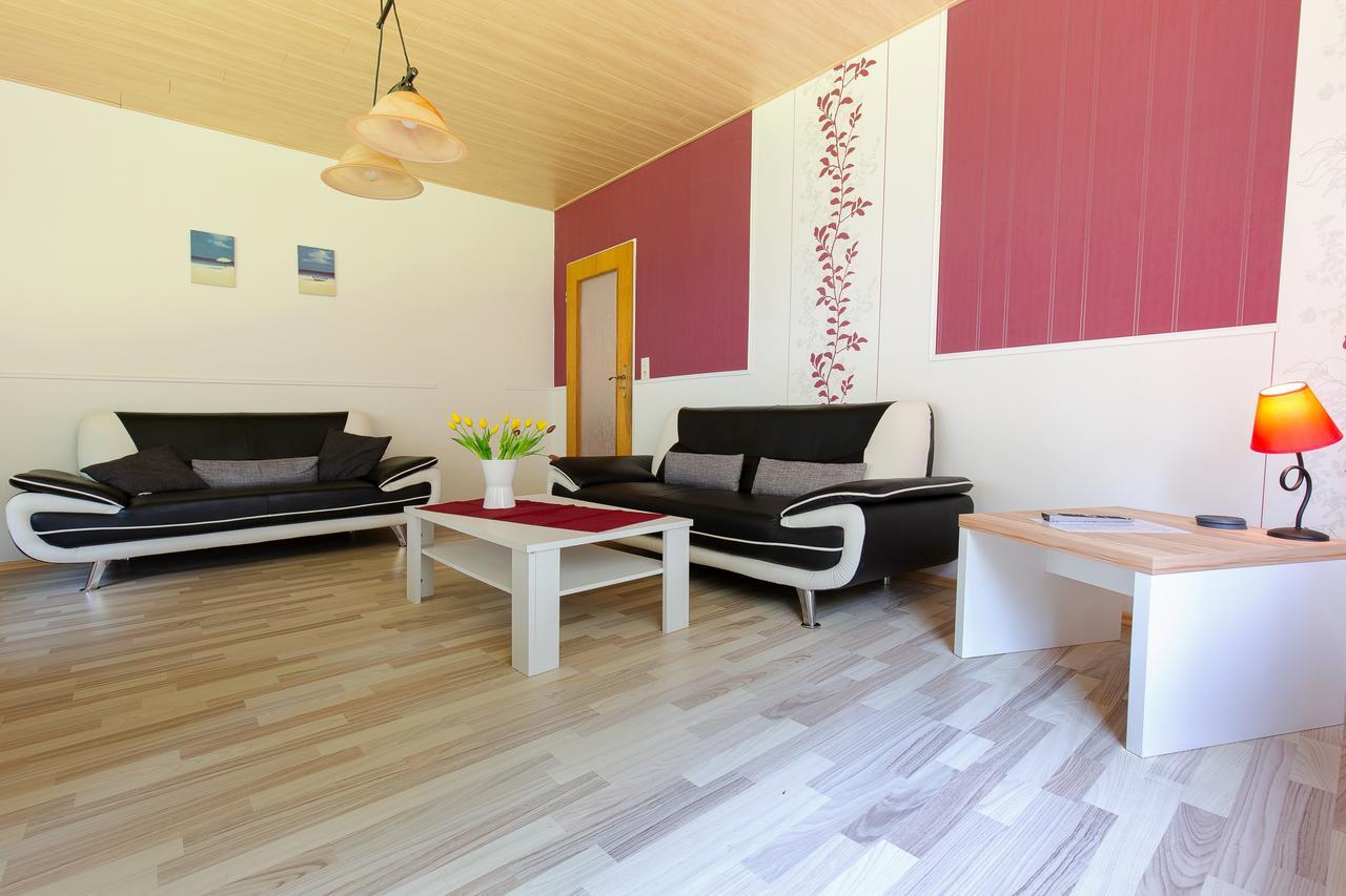 Haus Hafeneck Mit Fruehstuecksoption Apartment Bensersiel Exterior photo