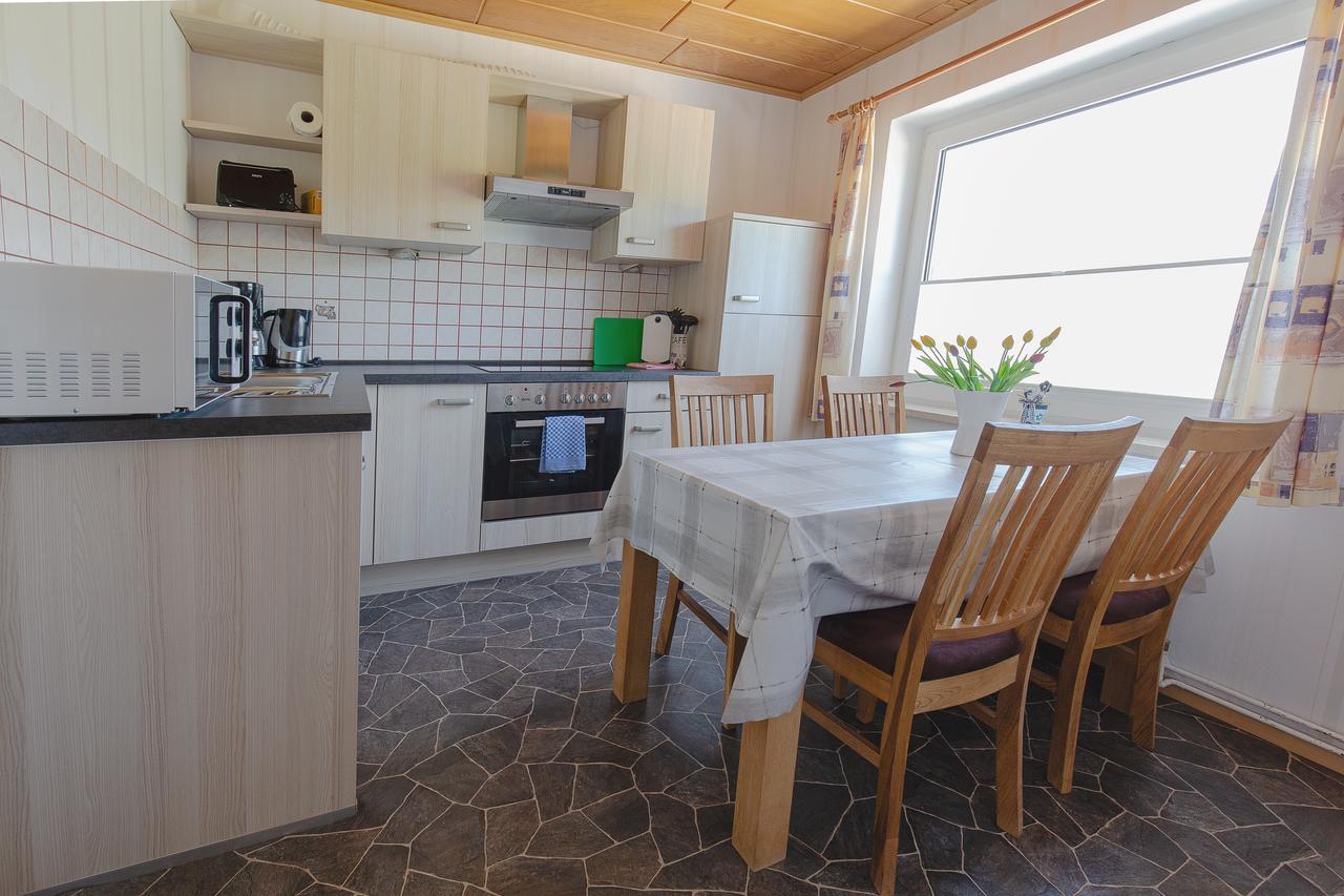 Haus Hafeneck Mit Fruehstuecksoption Apartment Bensersiel Exterior photo