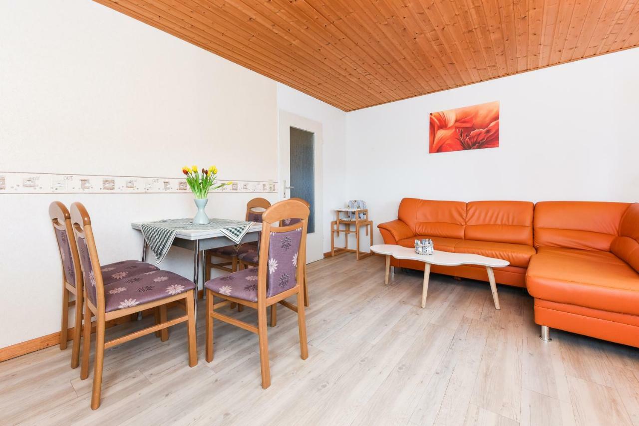 Haus Hafeneck Mit Fruehstuecksoption Apartment Bensersiel Exterior photo