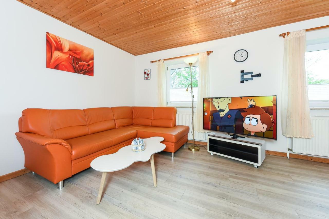 Haus Hafeneck Mit Fruehstuecksoption Apartment Bensersiel Exterior photo