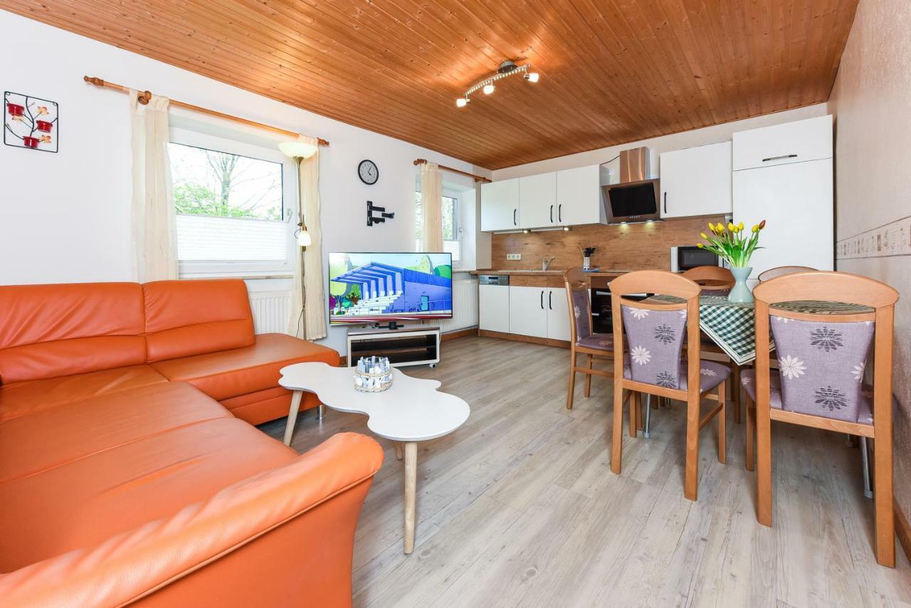 Haus Hafeneck Mit Fruehstuecksoption Apartment Bensersiel Exterior photo