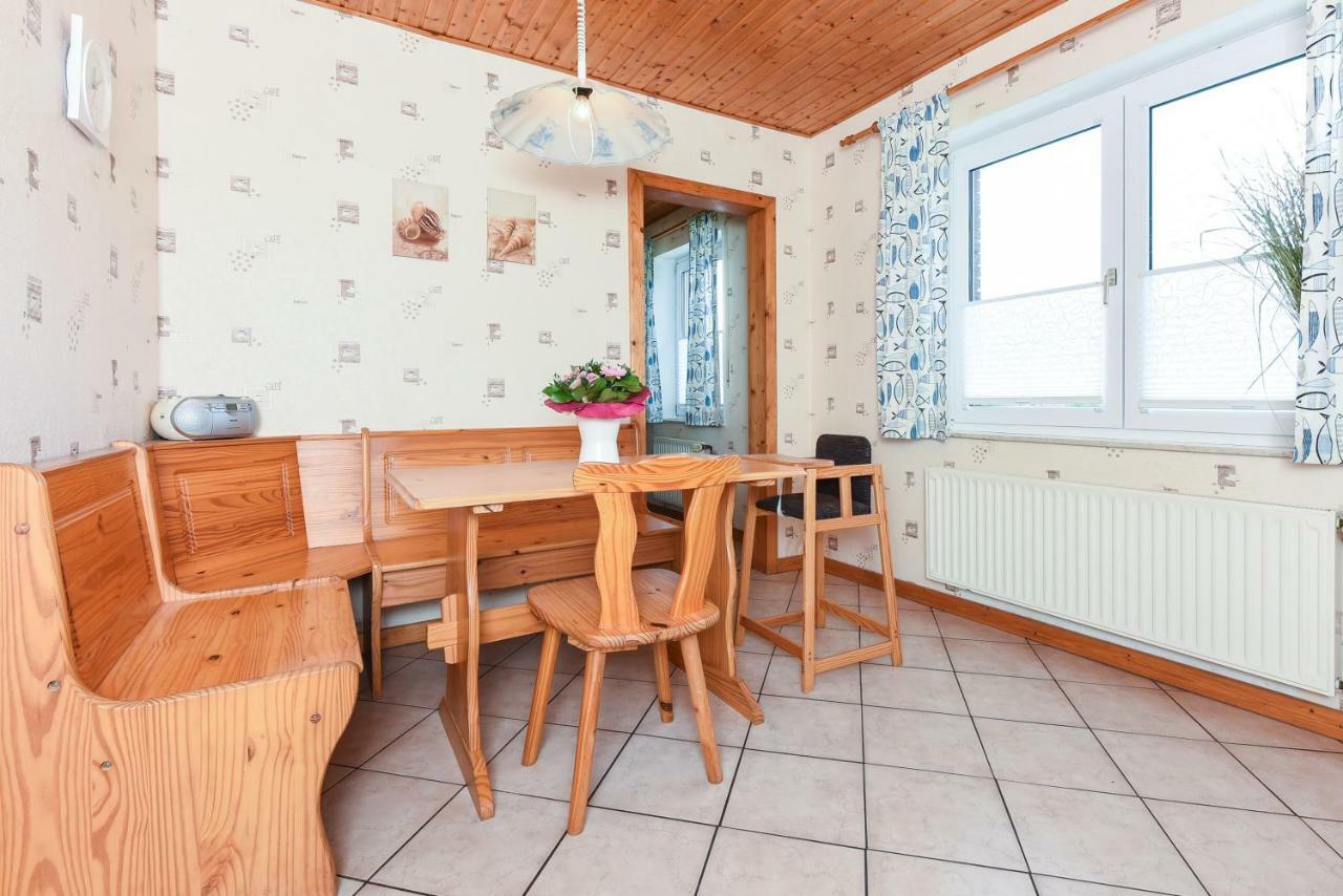 Haus Hafeneck Mit Fruehstuecksoption Apartment Bensersiel Exterior photo